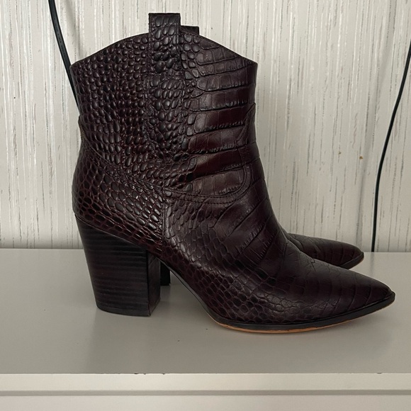 SOLD 🤑Gibson & latimer croc embossed western booties size 8.5 - Picture 7 of 10
